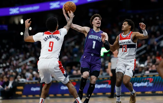 普尔27分 萨尔19+9+5 鲍尔34+13 奇才送黄蜂3连败 普尔27分 萨尔19+9+5 鲍尔34+13 奇才送黄蜂3连败