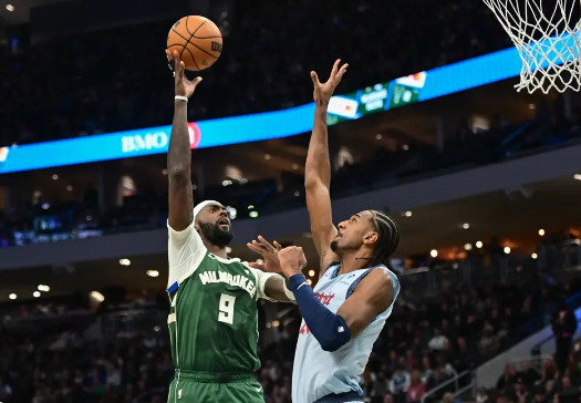 字表缺阵 波蒂斯34+10+8 米豆18+5 普尔26分7误 雄鹿轻取奇才 字表缺阵 波蒂斯34+10+8 米豆18+5 普尔26分7误 雄鹿轻取奇才