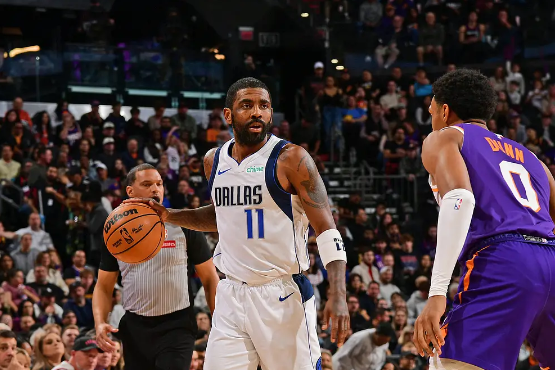 杜兰特空砍35分 多人打架三人被驱逐 独行侠轻取太阳 杜兰特空砍35分 多人打架三人被驱逐 独行侠轻取太阳