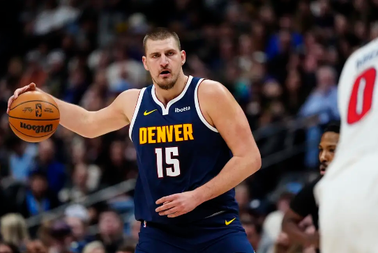 约基奇37+9+8 穆雷34分 小波特26分 掘金终结活塞3连胜 约基奇37+9+8 穆雷34分 小波特26分 掘金终结活塞3连胜