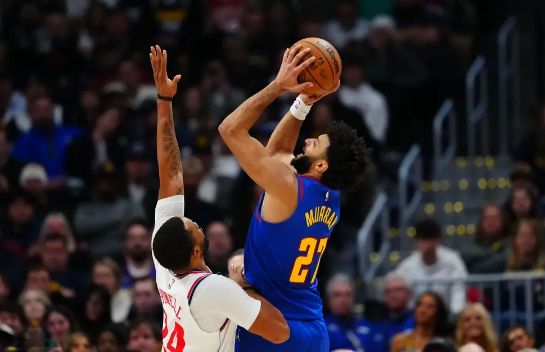 威少19+6+8 哈登15中5 小卡&约基奇缺阵 掘金大胜快船