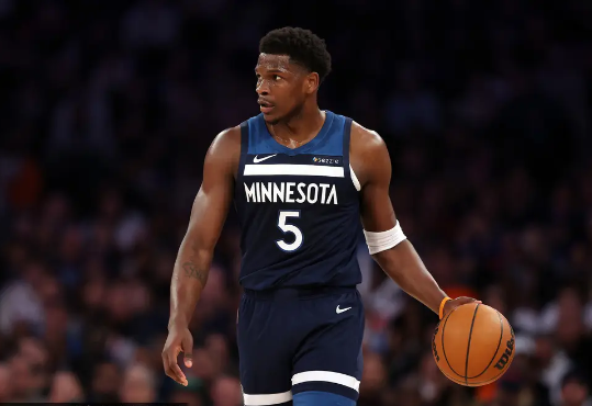 爱德华兹36+13+7 里德三分6中6 唐斯缺战旧主 森林狼胜尼克斯 爱德华兹36+13+7 里德三分6中6 唐斯缺战旧主 森林狼胜尼克斯