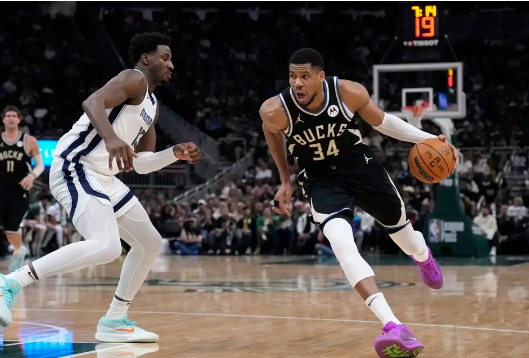 小杰克逊37+5 字母哥30+11+7 灰熊3人20+力克雄鹿近8战7胜 小杰克逊37+5 字母哥30+11+7 灰熊3人20+力克雄鹿近8战7胜