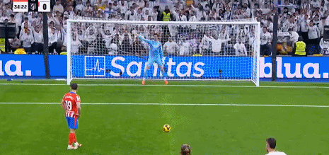 1739064055720472.gif 2.gif