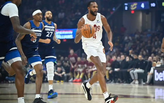 莫布利28+10爱德华兹空砍44分 米切尔23分骑士128-107大胜森林狼 莫布利28+10爱德华兹空砍44分 米切尔23分骑士128-107大胜森林狼