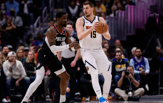 约基奇40+8布劳恩26分 掘金146-117大胜开拓者取7连胜 约基奇40+8布劳恩26分 掘金146-117大胜开拓者取7连胜