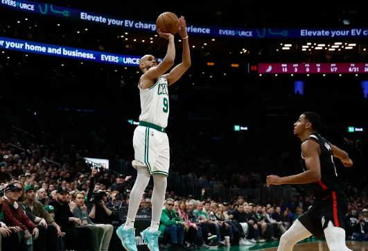 普理查德+怀特爆射19记三分!合砍84分!绿军击退开拓者 普理查德+怀特爆射19记三分!合砍84分!绿军击退开拓者