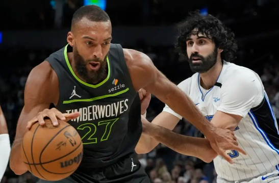 华子28+5 兰德尔22+7+5 班凯罗43+11 森林狼拆穿魔术迎7连胜 华子28+5 兰德尔22+7+5 班凯罗43+11 森林狼拆穿魔术迎7连胜