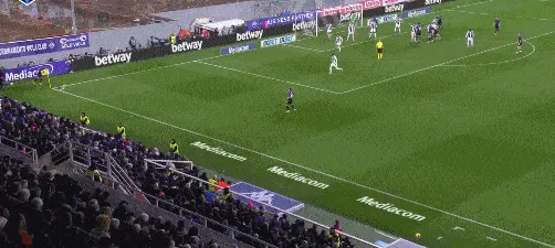 1742153116891090.gif 2.gif