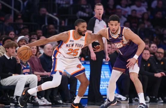 阿努诺比32+6 布伦森复出15+6 布克40分 尼克斯送太阳6连败 阿努诺比32+6 布伦森复出15+6 布克40分 尼克斯送太阳6连败