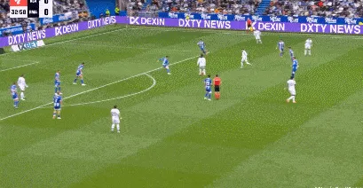 1744561884396016.gif 2.gif