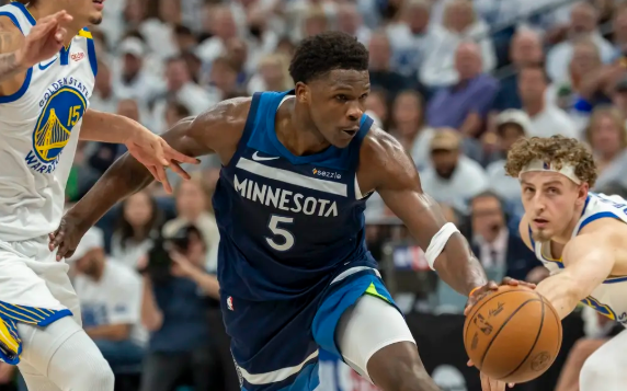 兰德尔24+7+11 华子20+9 库里伤缺 森林狼轻取勇士追平大比分 兰德尔24+7+11 华子20+9 库里伤缺 森林狼轻取勇士追平大比分