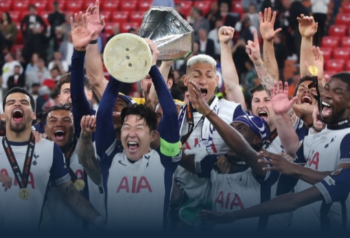 欧联杯-热刺1-0曼联夺欧联冠军 约翰逊制胜 范德文门线解围